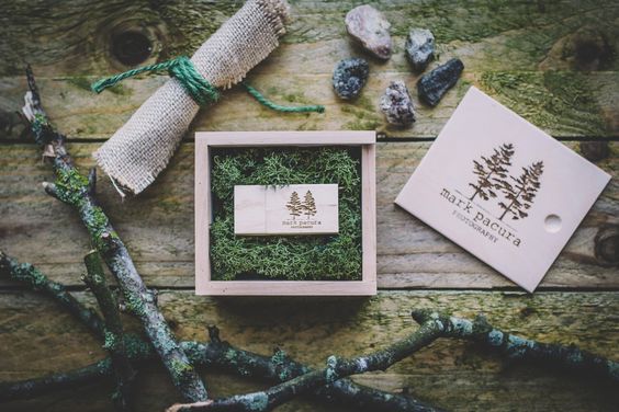 Цвет года 2017 Greenery в упаковке