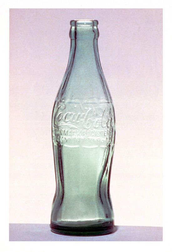 Эволюция бутылки Coca-Cola