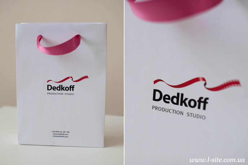 Пакет из дизайнерского картона с логотипом для Dedkoff Production.